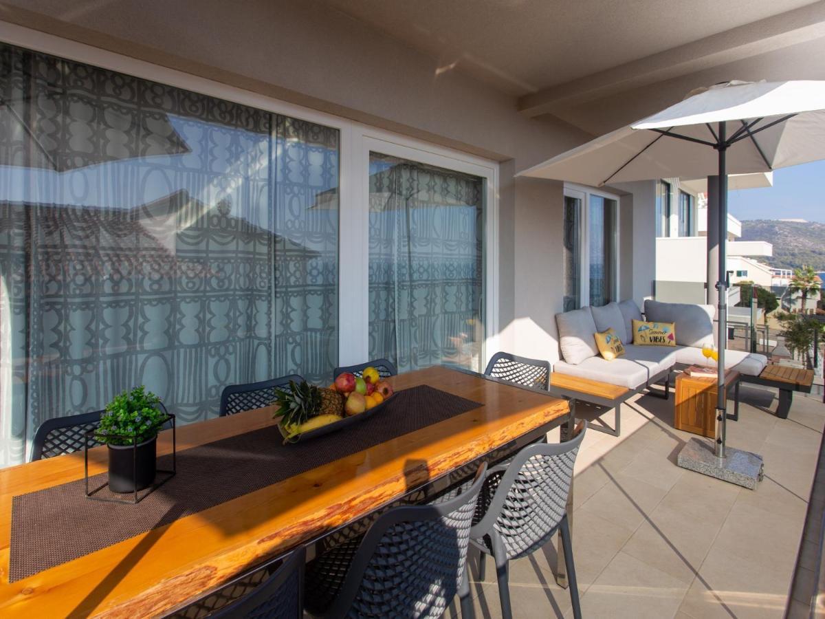 Apartments Aqua Трогир Экстерьер фото