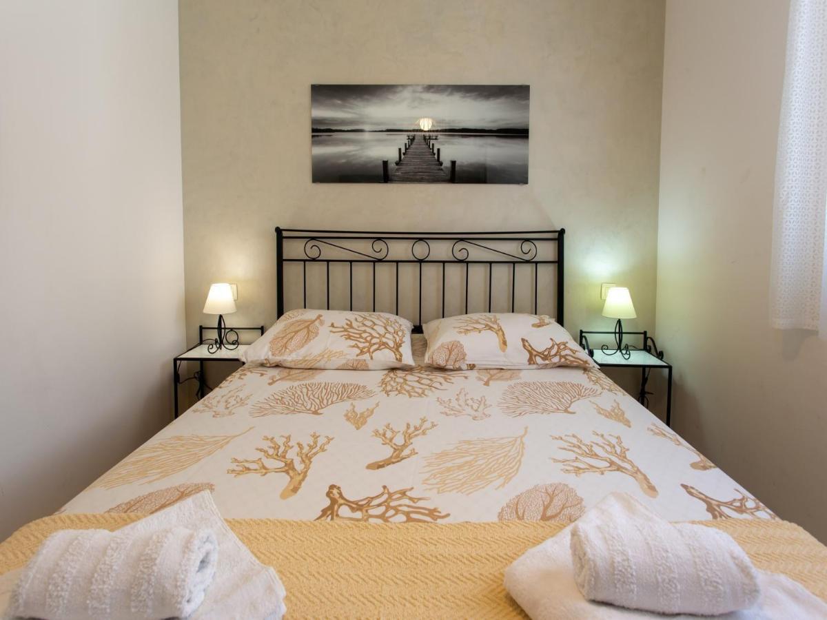 Apartments Aqua Трогир Экстерьер фото