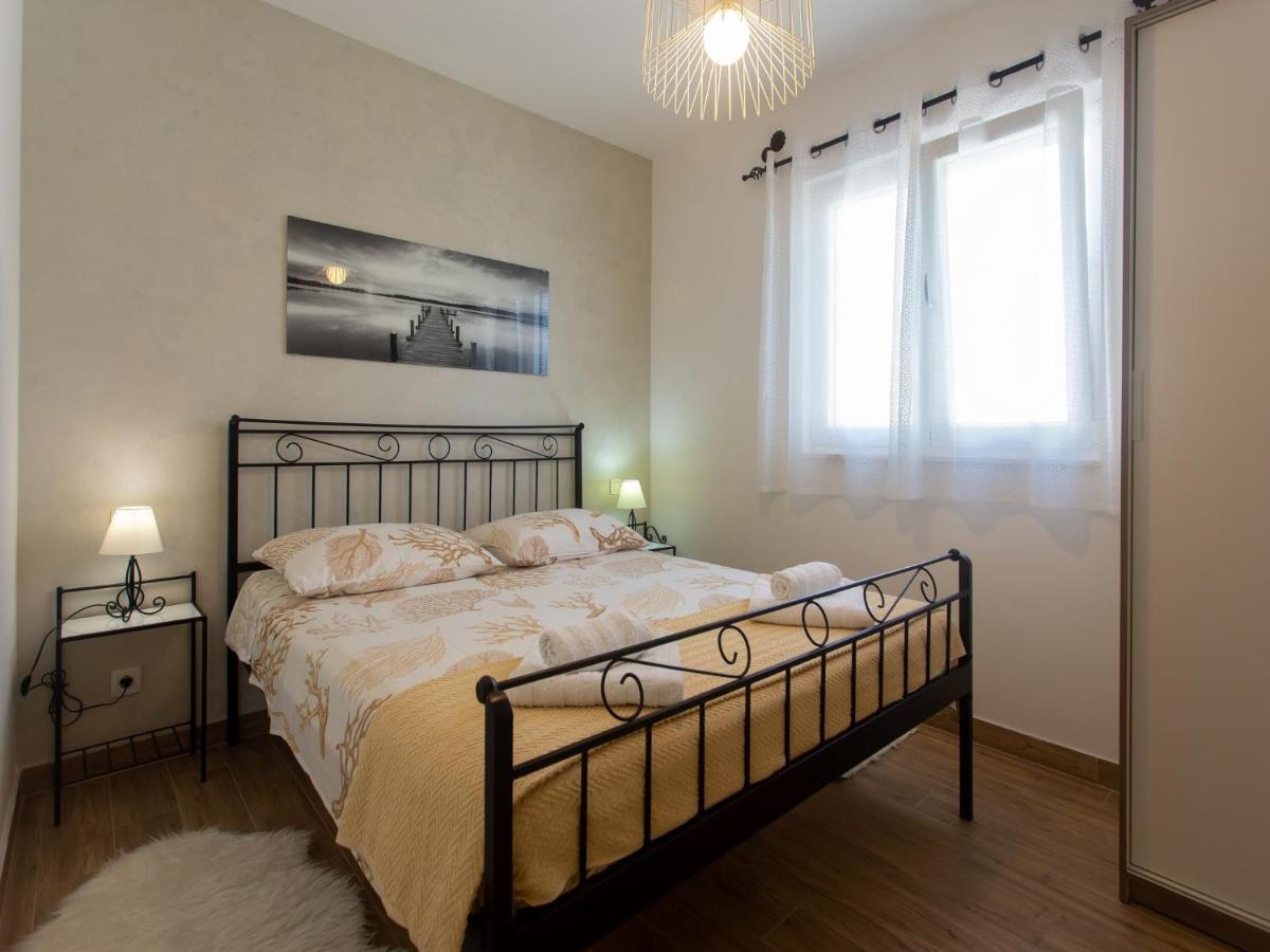 Apartments Aqua Трогир Экстерьер фото