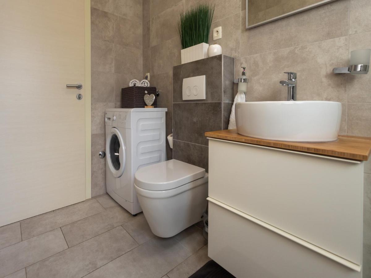Apartments Aqua Трогир Экстерьер фото
