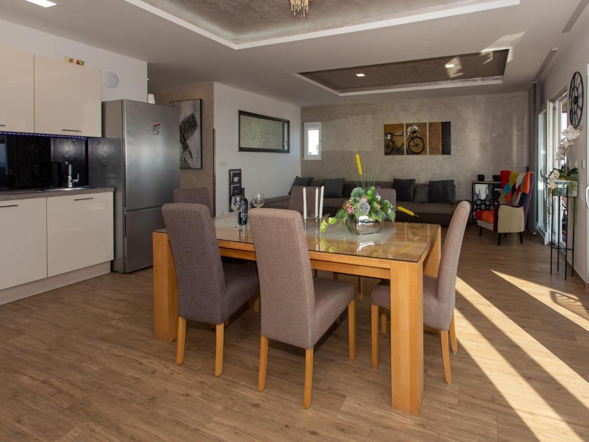Apartments Aqua Трогир Экстерьер фото